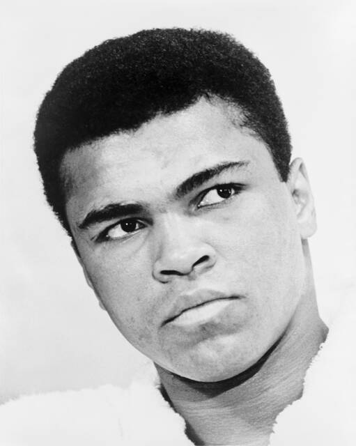 Louisville Cardinals football team reveals incredible Muhammad Ali