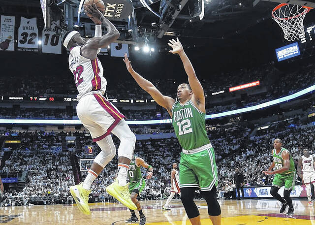 Jimmy Butler powers Heat comeback in Game 1 win over Celtics - Los