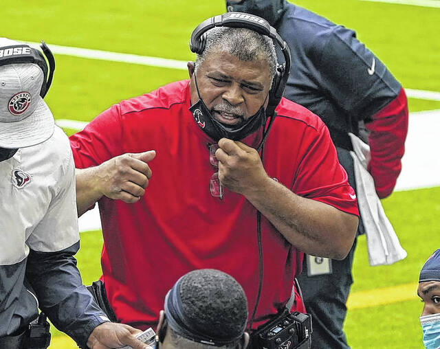 Interim Texans head coach Romeo Crennel says he just wants to make