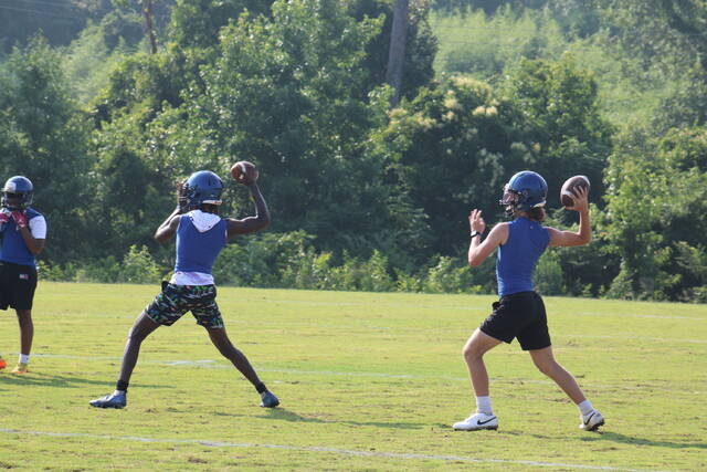 George Washington Unified Flag Football Team Lights up the Colts Facility –  IPS Athletics