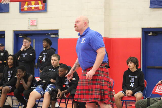 Scotland’s senior wrestlers go undefeated against Montgomery Central ...